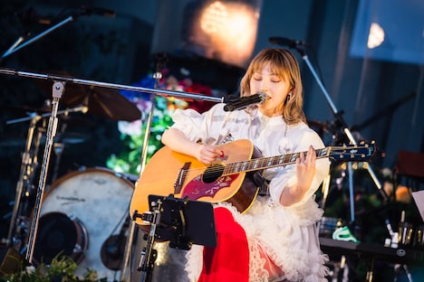 「家入レオ YAON ~SPRING TREE~ vol.2」の様子。(撮影:Rina Asahi)