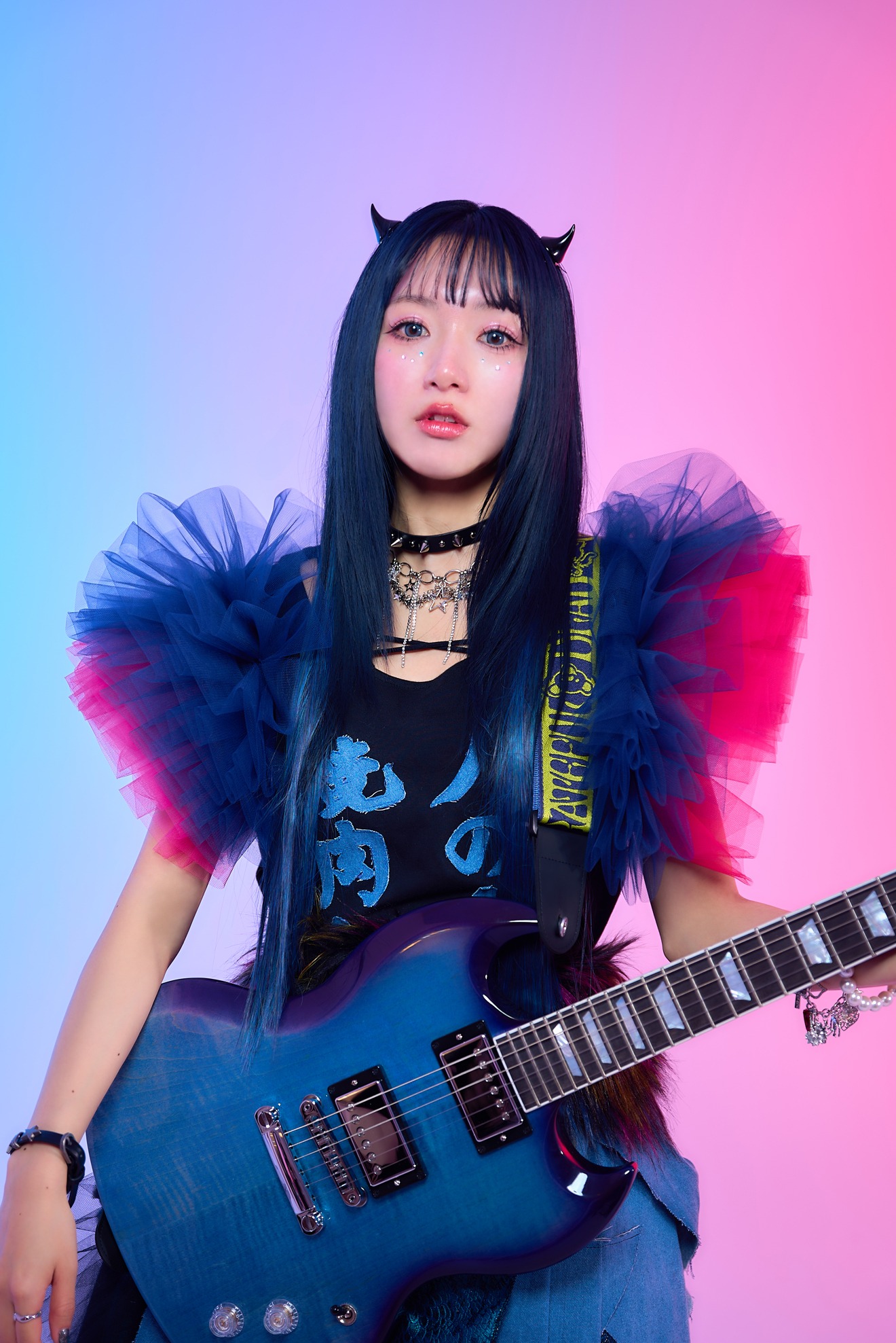 白幡いちほ（G, Vo）