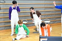 笑い崩れるAチーム。