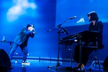 渋谷すばる（左）と西野恵未（右）。（撮影：西村彩子［SELF:PSY'S］）