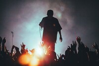 cp（group_inou）（撮影：横山マサト）