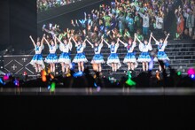 「私立恵比寿中学 15th Anniversary 大学芸会2025～LOVE&BRAVE～」の様子。