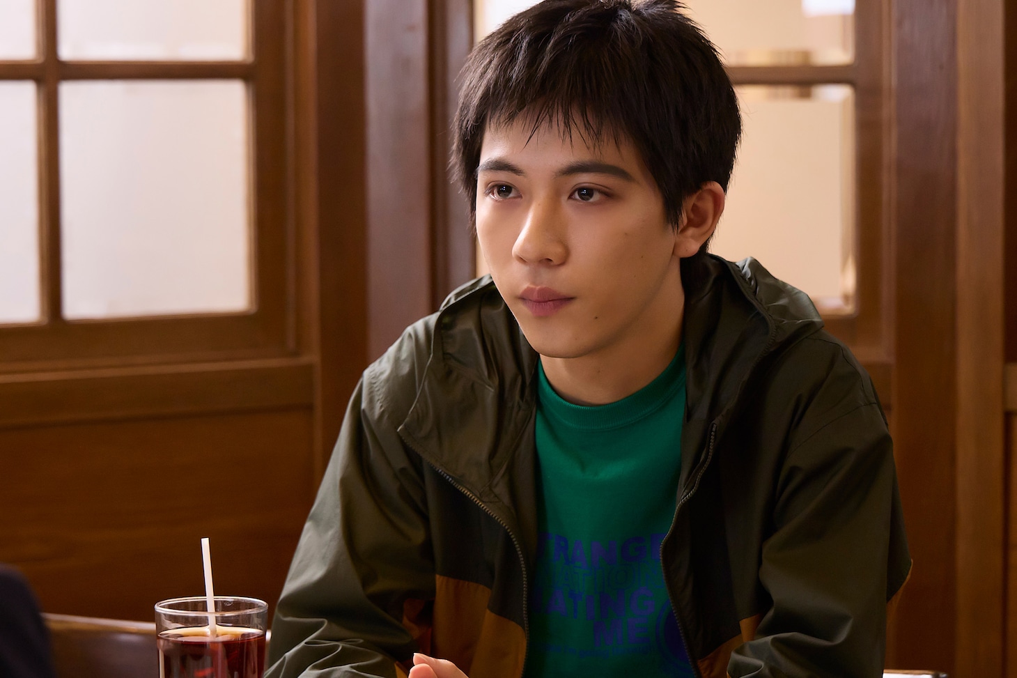 「人事の人見」より、瀬沼優役の田中洸希（SUPER★DRAGON）。 ©︎フジテレビ