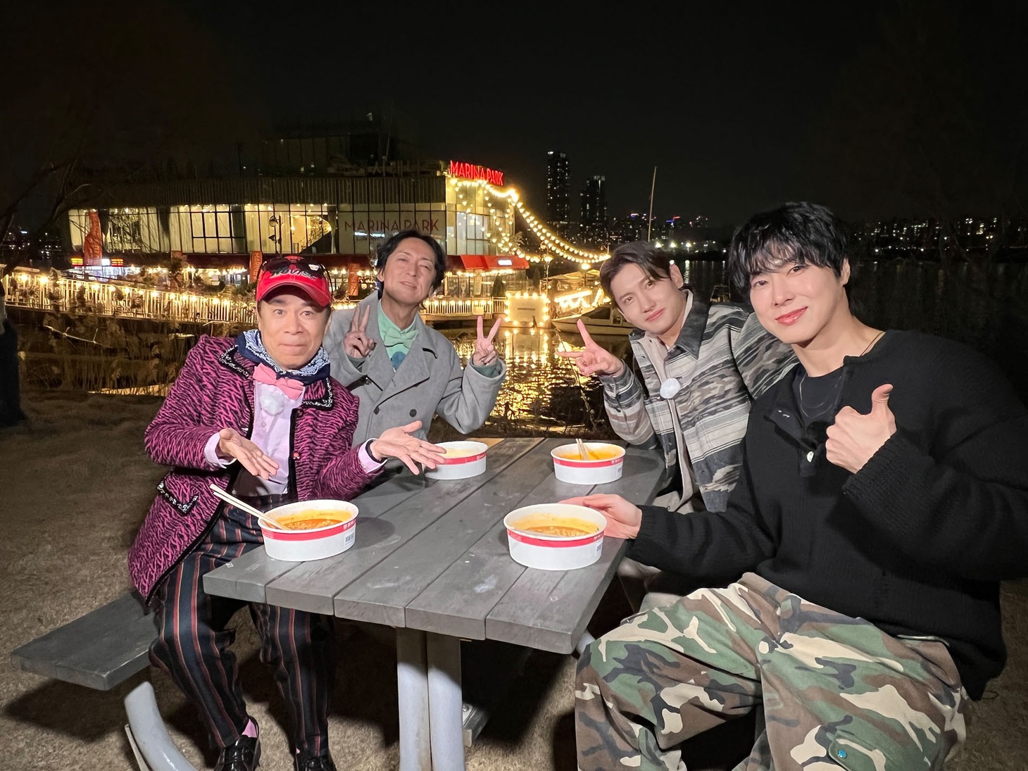 ナインティナインと東方神起。©︎フジテレビ