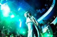 Cody・Lee(李)のライブの様子。