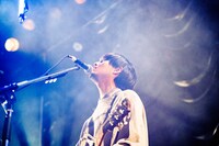 Cody・Lee(李)の高橋響（Vo, G）。