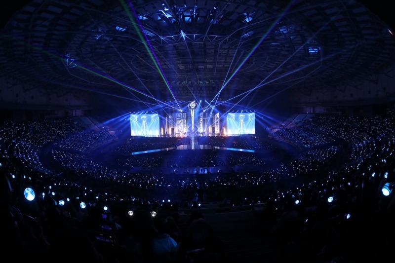 「『TOWARDS THE LIGHT : WILL TO POWER』FINALE IN SEOUL」より。(c)KQ Entertainment