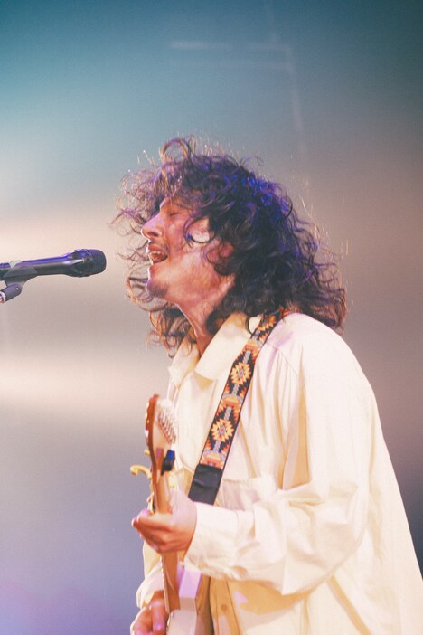 三船雅也（Vo, G）（撮影：金本凛太朗）