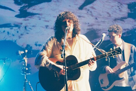 三船雅也（Vo, G）（撮影：金本凛太朗）