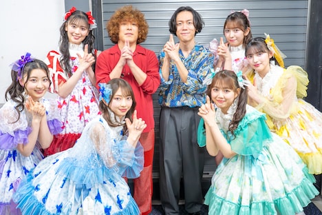 超ときめき♡宣伝部とKANA-BOON。