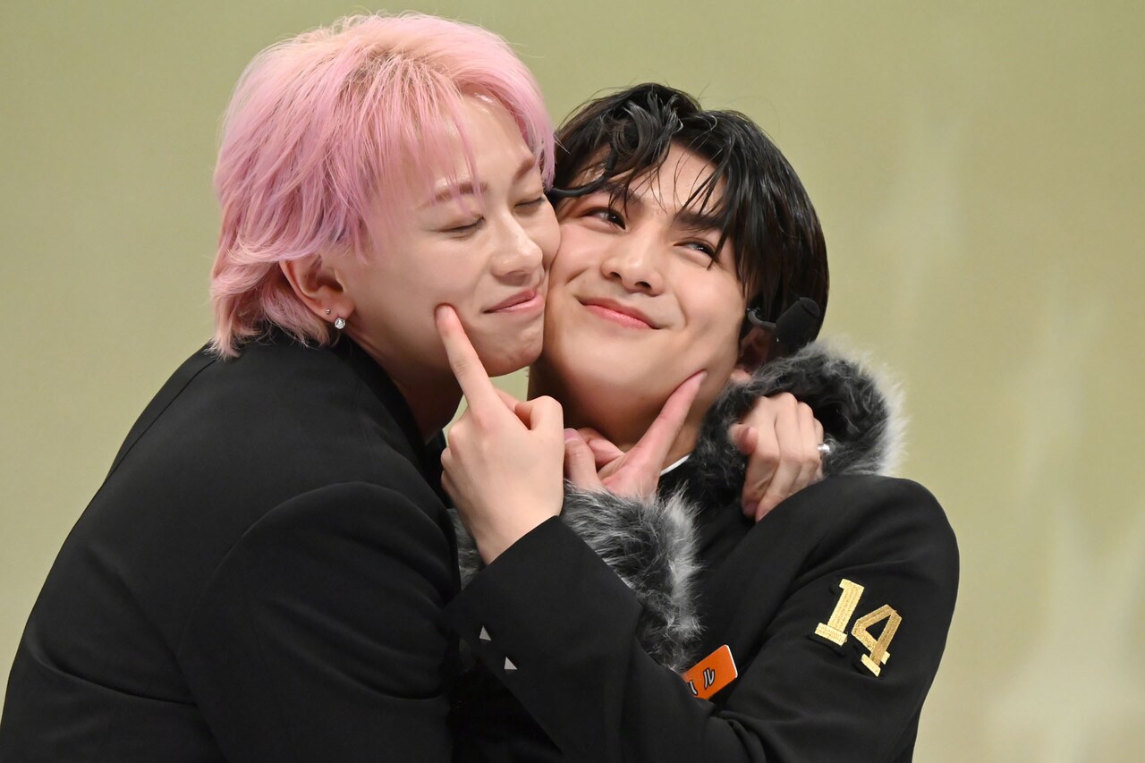 ma 超特急 シューヤ ハル かわいいポーズ”でスクショタイムを作るシューヤとハル。 - 超特急