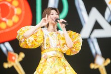 3月20日に行われた「私立恵比寿中学 15th Anniversary 大学芸会2025～LOVE&BRAVE～」で歌う小林歌穂。