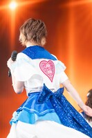 3月20日に行われた「私立恵比寿中学 15th Anniversary 大学芸会2025～LOVE&BRAVE～」のステージに立つ小林歌穂。