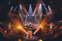 「Aqua Timez Re:visit tour 2025」初日公演の様子。