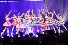 「虹のコンキスタドール SPRING TOUR 2025 『君の明日が晴れるなら』」初日公演の様子。
