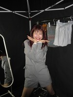 「ハリネズミスマイル」ファイナル公演でのアイナ・ジ・エンド。