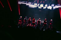 「HANA デビュー直前イベント」埼玉・大宮ソニックシティ 大ホール公演の様子。