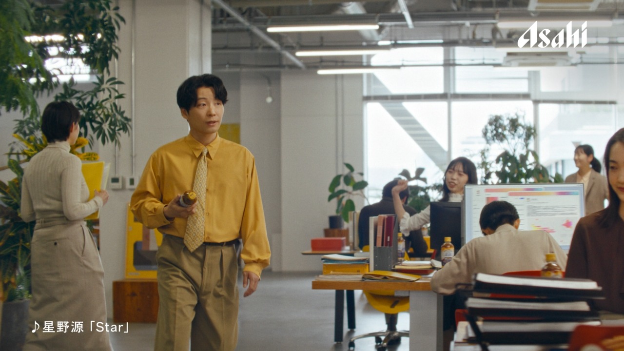 「新ワンダ ロイヤルラテ」編より。