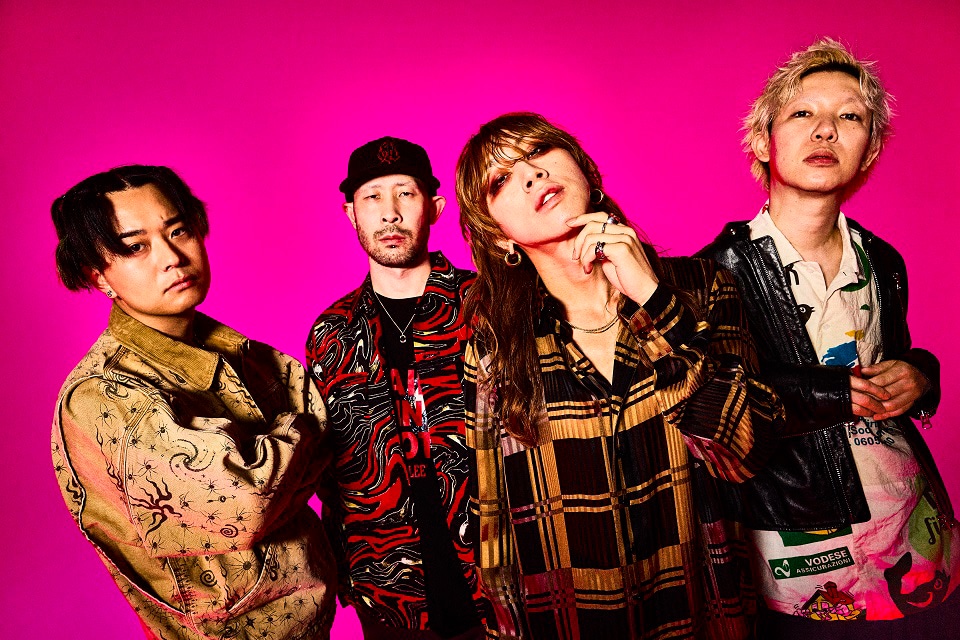 SUPER BEAVER。右から2番目が渋谷龍太（Vo）。