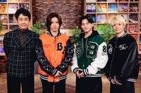 Number_iと大泉洋。（写真提供：NHK）