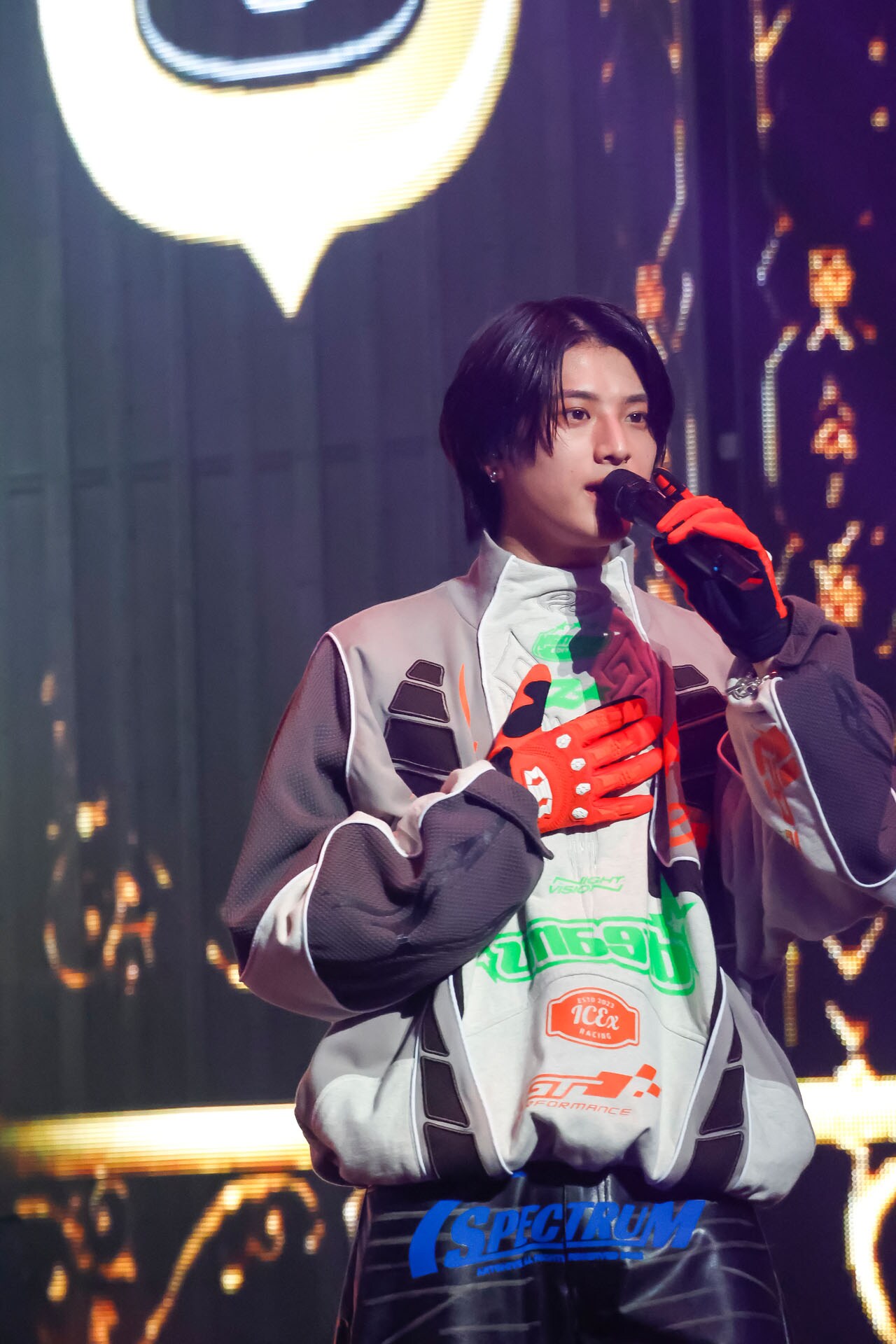 ICEx、8つの個性と絆見せた2周年ライブ「ROUTE-8」で幸せの涙