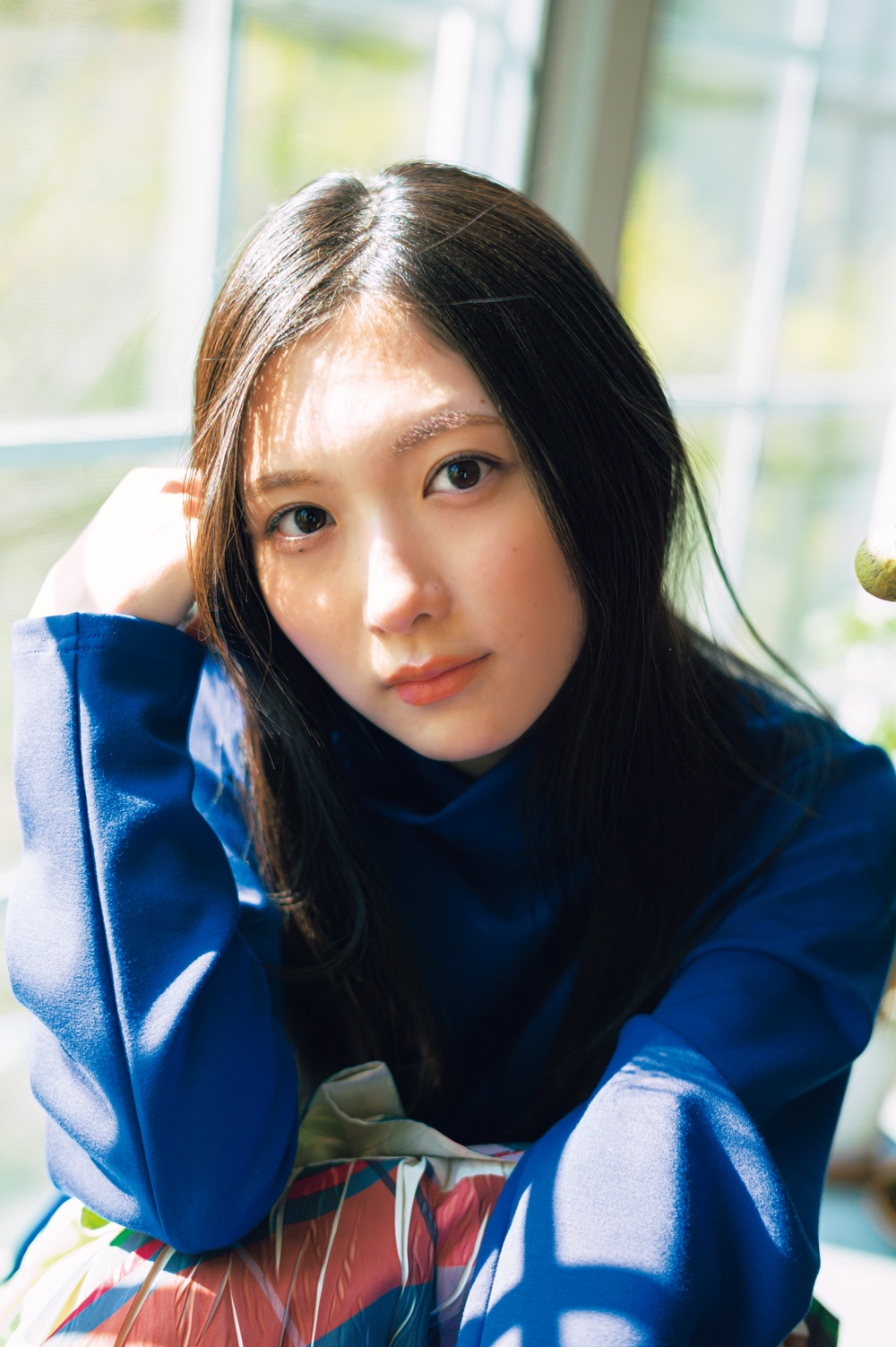 櫻坂46山下瞳月、的野美青、村井優、谷口愛季の「週刊少年マガジン」グラビア先行公開