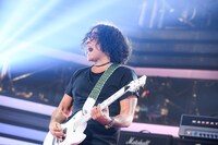 スティーヴィー・サラス（G）©VERMILLION