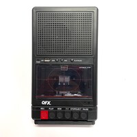 QFX「RETRO-39 Portable Shoebox」