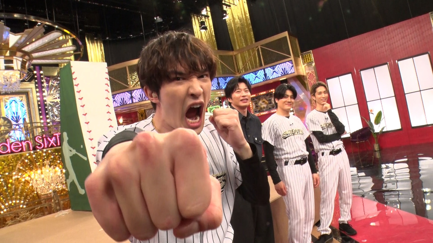 「バカリ山里の操縦AWARD」より。©︎日本テレビ