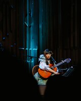 青葉市子（Photo by Ellie Slorick）