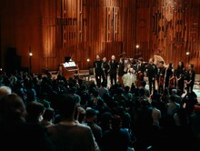 青葉市子「Luminescent Creatures World Tour」Barbican Centre公演の様子。（Photo by Ellie Slorick）