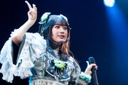 小久保柚乃生誕ソロライブ「炭素。」の様子。