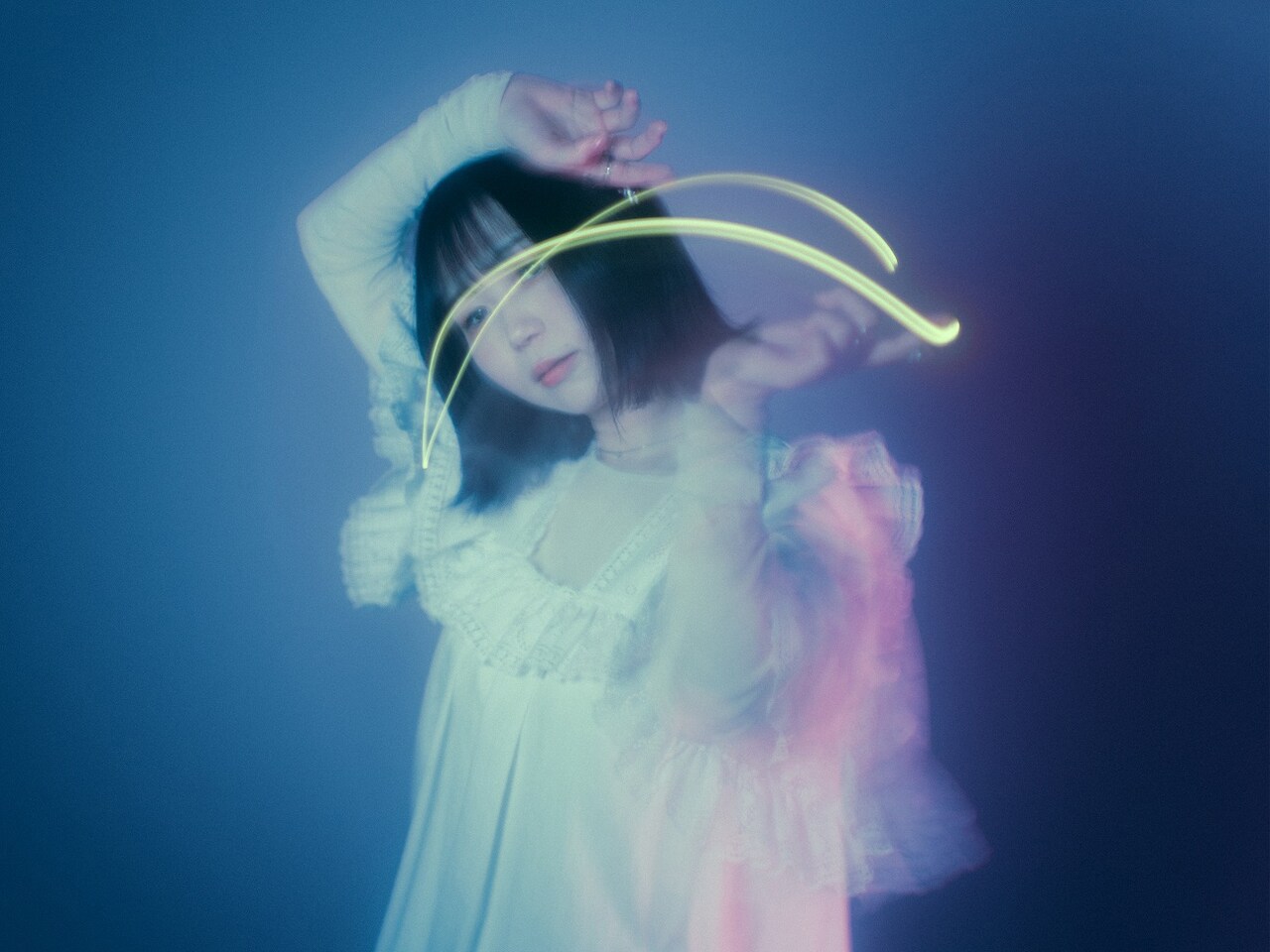 mekakusheが歌う大人の恋と葛藤「九龍ジェネリックロマンス」エンディング曲の配信スタート