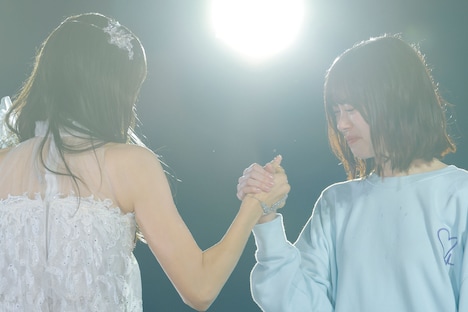 佐々木久美と高橋未来虹。（撮影：上山陽介）