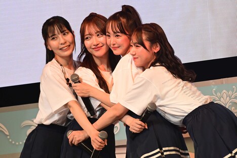 STU48第1期生の谷口茉妃菜、石田千穂、福田朱里、兵頭葵。©STU