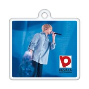 購入特典のアクリルキーホルダー。