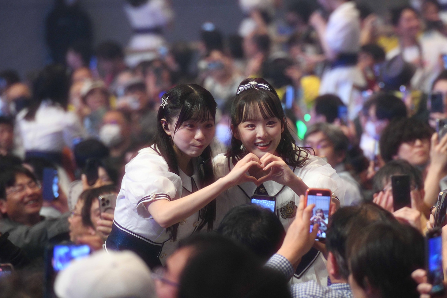 工藤理子と福田朱里。©STU