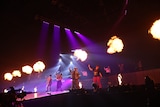 「OWV 5th Anniversary LIVE-SUPERNOVA-」の様子。