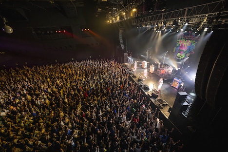 「LOVE, SPARK, JOY!」Zepp DiverCity（TOKYO）公演2日目の様子。（Photo by Takeshi Yao）