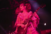 MAMI（G, Vo）（Photo by Takeshi Yao）