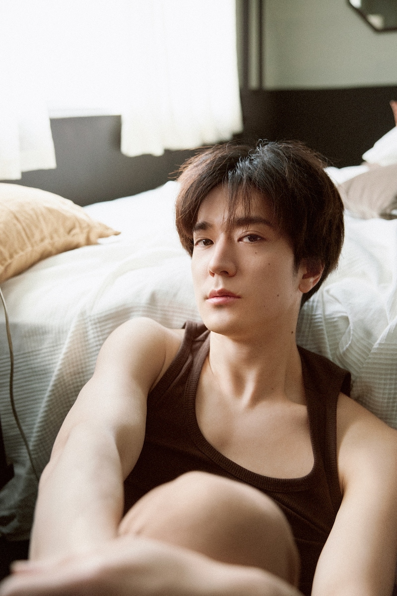 中島裕翔1st写真集（タイトル未定）イメージカット（写真集未収録）©︎MEN'S NON-NO / 集英社 撮影 / 干田哲平