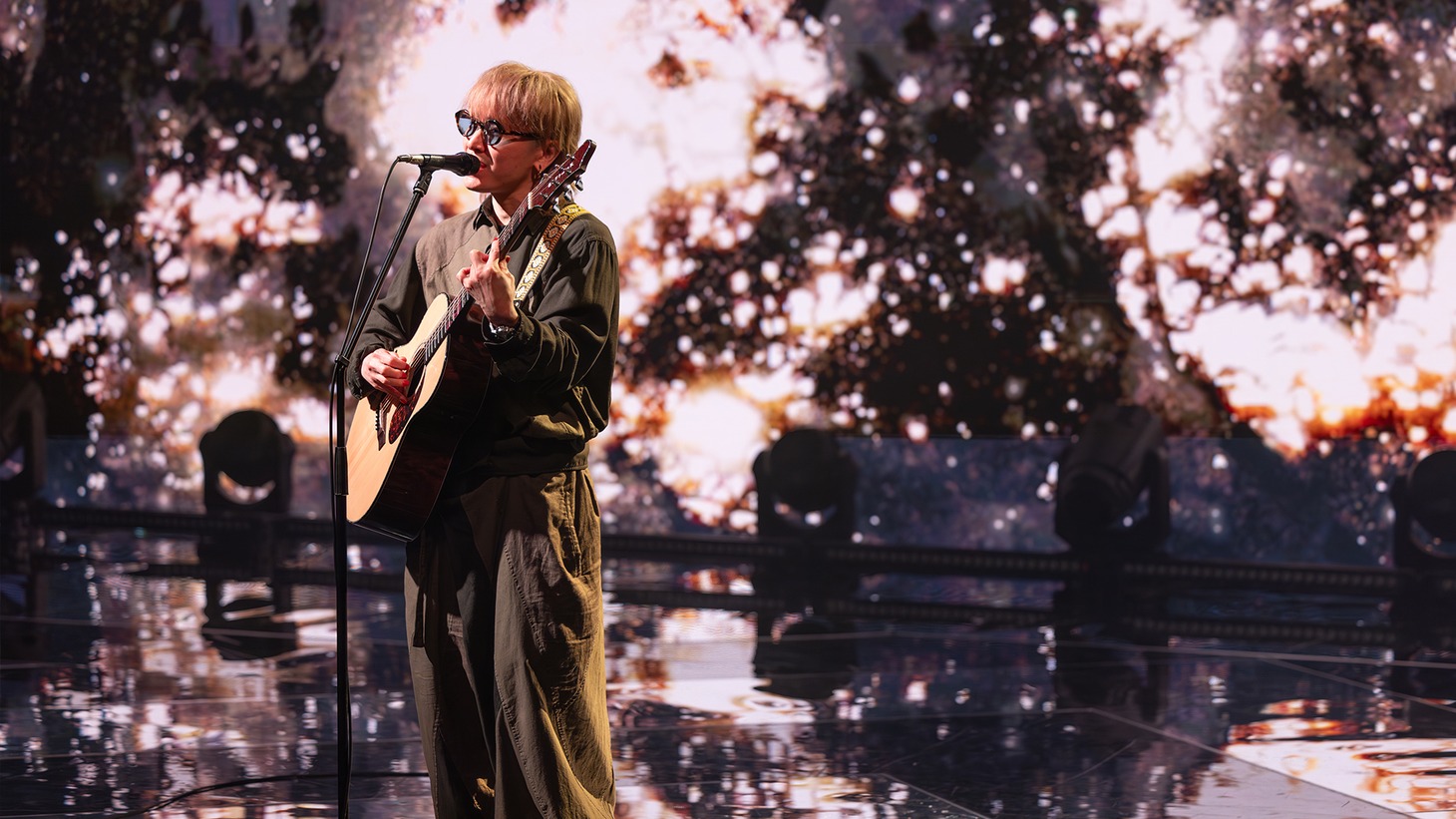 「Star Song Special」より。(c)Storm Labels Inc.