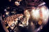 炙りなタウン（撮影：toya）