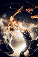 左からしおきち（B, Vo）、ゆきなり（G, Vo）（撮影：toya）