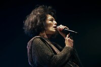 志磨遼平（Vo）（撮影：森好弘）