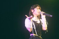 矢川葵（撮影：稲垣謙一）