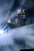 宇都宮隆（Vo）（Photo by Makiko Takada）