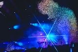 「TM NETWORK 2025『YONMARU+01』」横浜アリーナ公演の様子。(Photo by Kayo Sekiguchi)