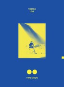 TOMOO「TOMOO LIVE "TWO MOON"」ジャケット