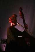 宮田あずみ（Contrabass）（Photo by Yukitaka Amemiya）